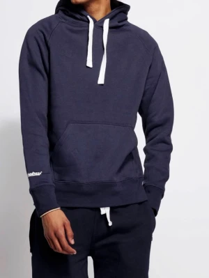 Russemerch hoodie - Säljer en hoodie från Russemerch, säljer då de blev fel med storlek och använder den inte. Säljer billigt då jag bara vill få den såld. Skicka för privat för mer info