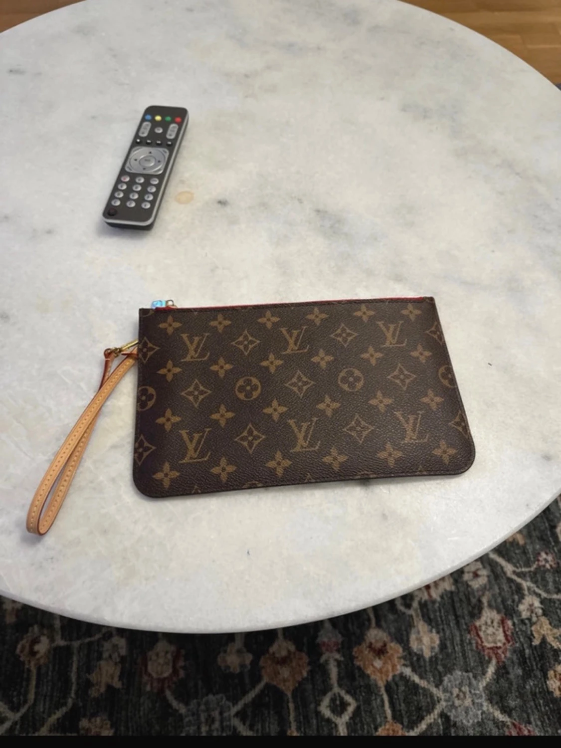  Louis Vuitton väska  - 2