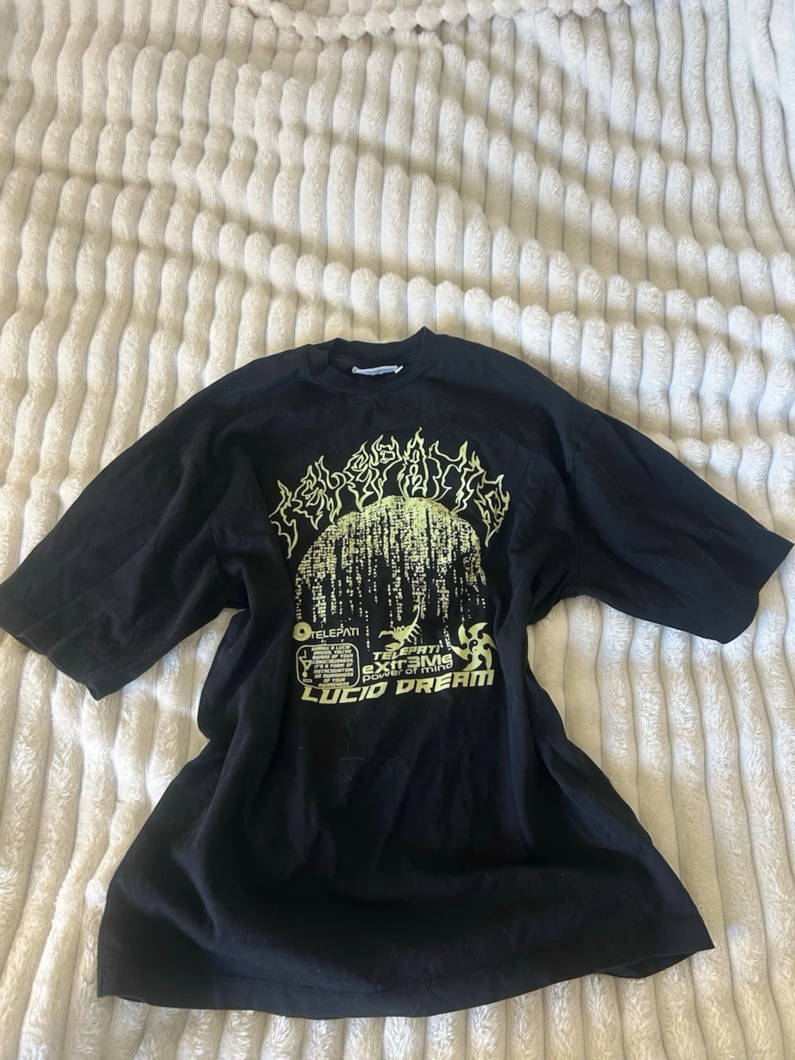 Svart oversized t-shirt med tryck - 2