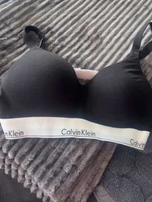 Calvin Klein BH - BH från Calvin Klein, strl XL. Endast testas en gång