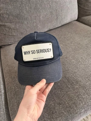 John hatter & CO keps - Säljer John hatter keps! Snygg perfekt till sommaren🤩justerbar baksida.