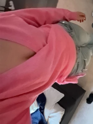 Rosa omlottkofta -  rosa omlottkofta från zalando. Storlek S, fint skick typ aldrig använd ❤️