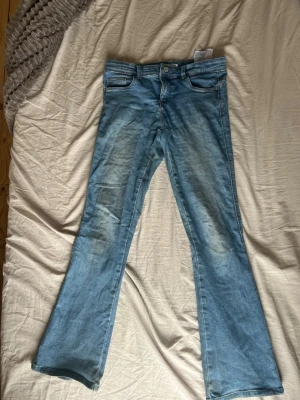 Blåa jeans - Vanliga blåa jeans