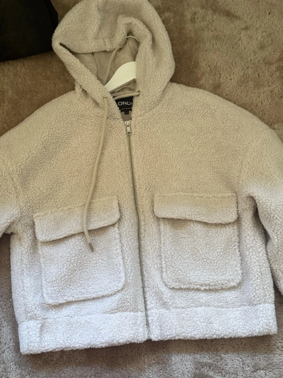 Beige teddyjacka med huva från ONLY - 1