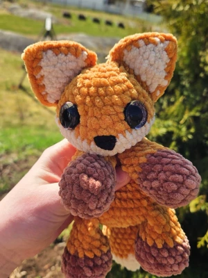  virkad räv  - Söt handgjord räv i plush garn