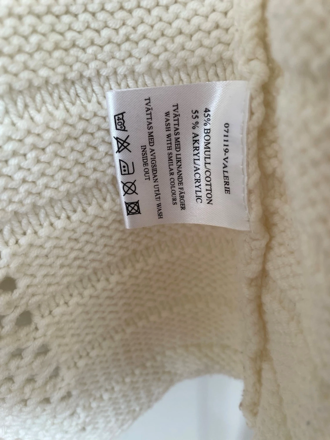 Vit stickad kofta från Clara - 4