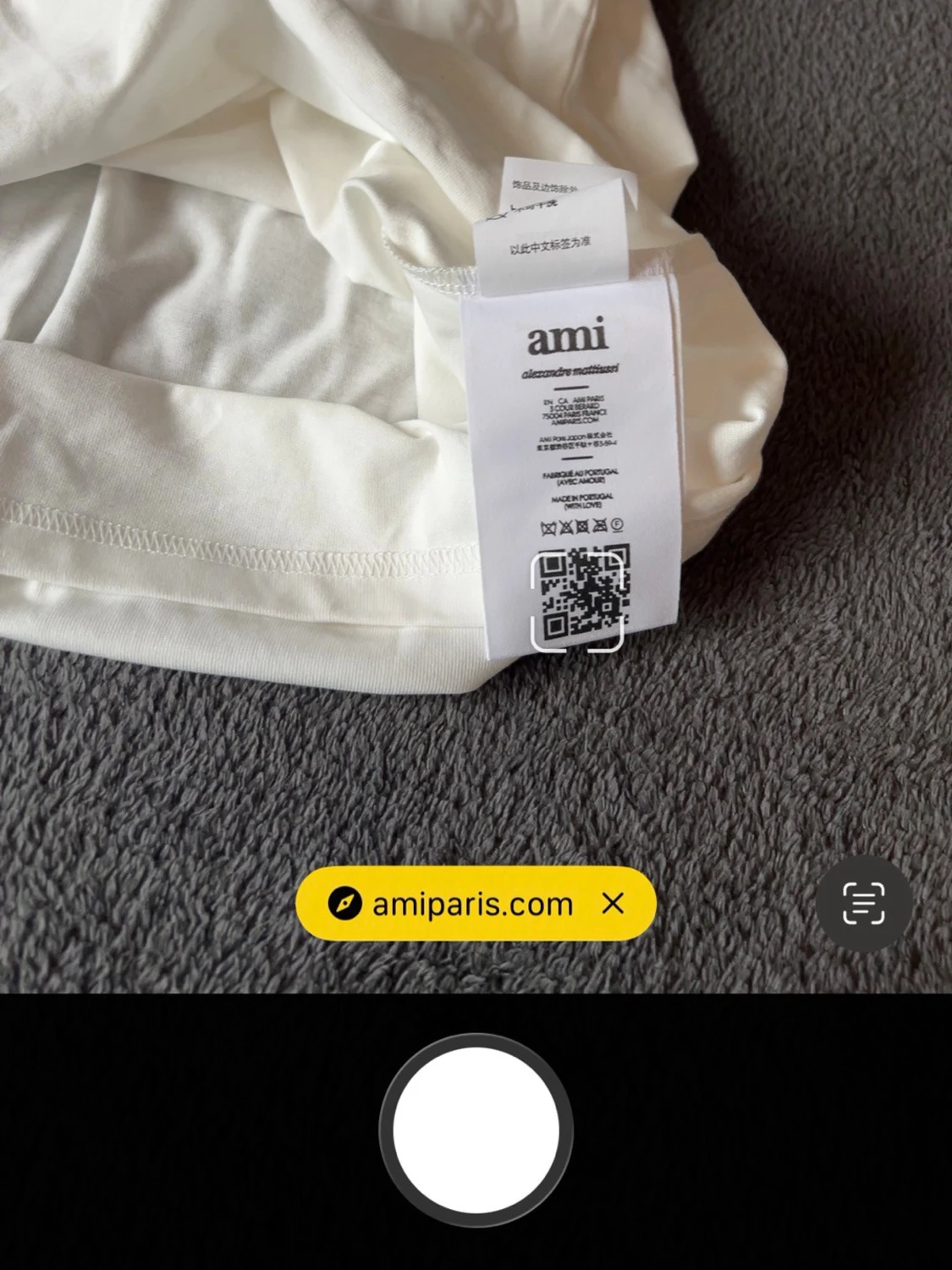 Vit t-shirt från Ami  - 4