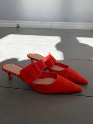 Röda klackar - Snygga röda klackar perfekta till sommaren. Använda tre gånger