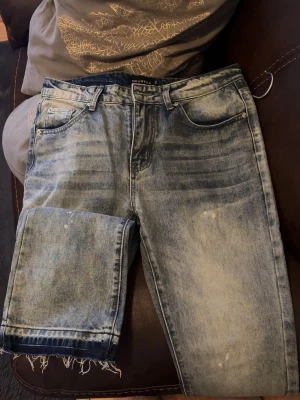Lightblue flared jeans from Hesentls - Selling a pair of light blue flared jeans. Brand new and never been used. Bought them for about 100$
