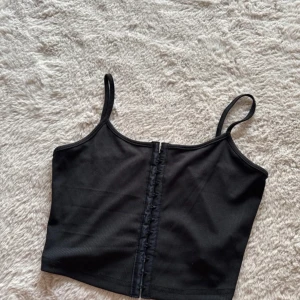 Svart Linne - Svart linne ifrån shein, storlek s