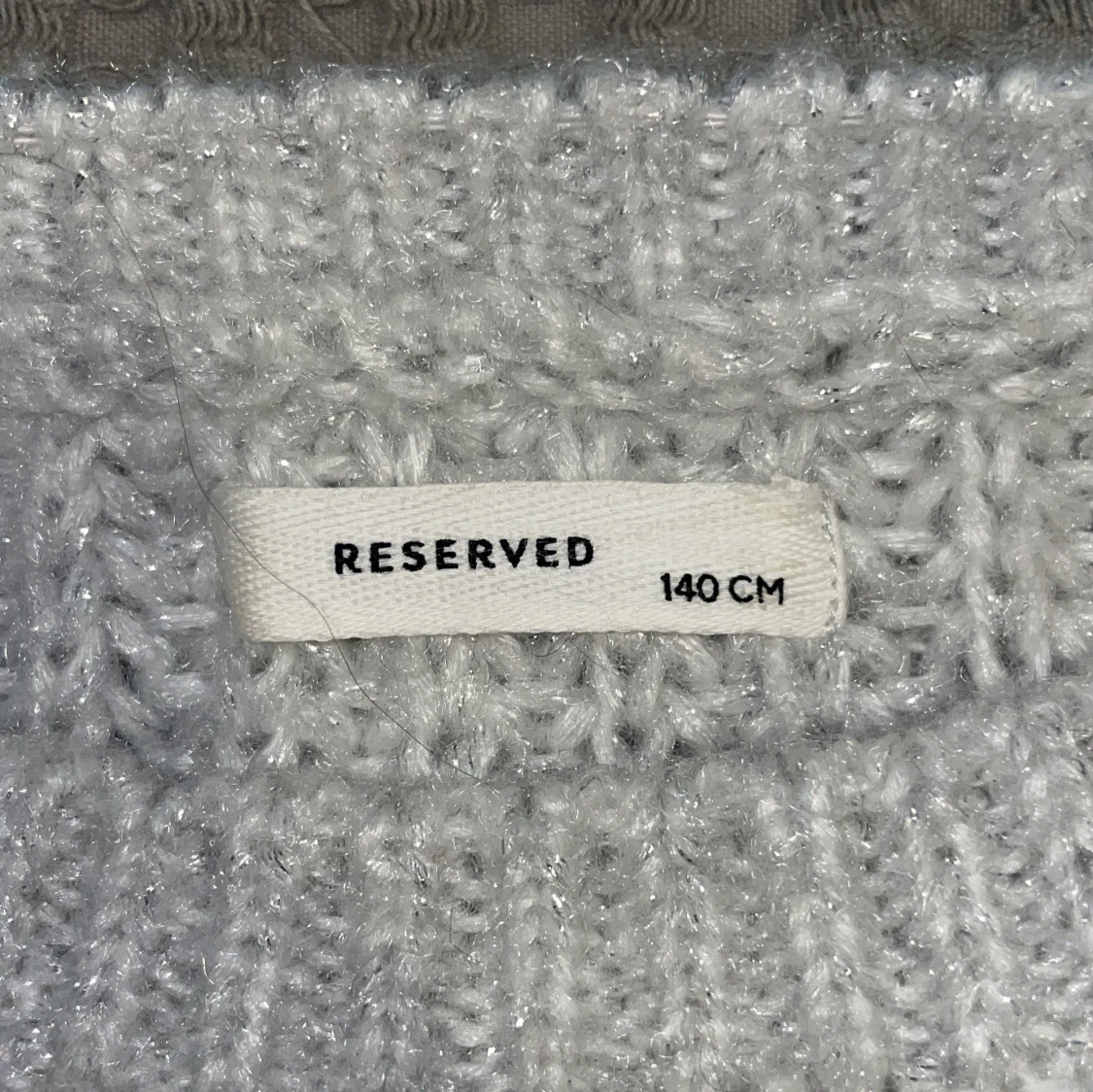 Vit stickad tröja med fransar - 4