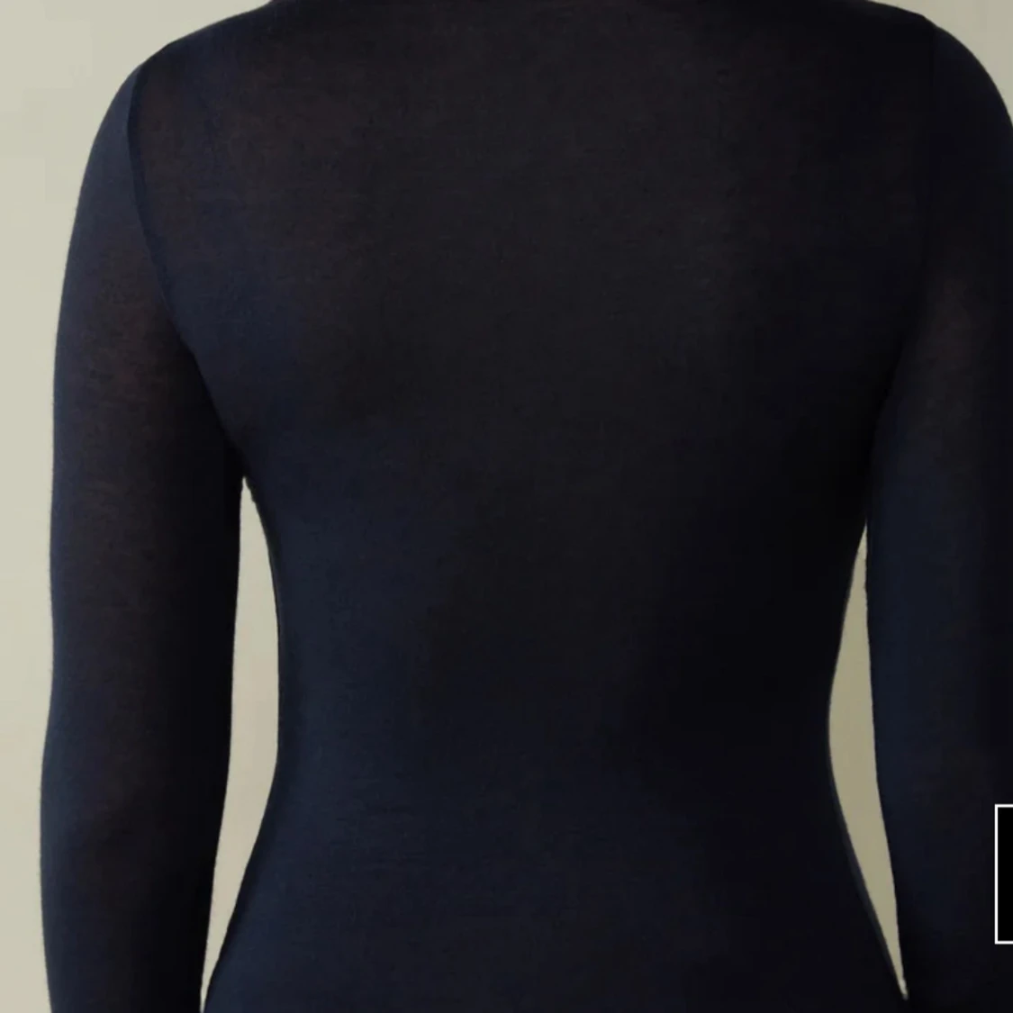 Mörkblå långärmad topp i bomull  - 1