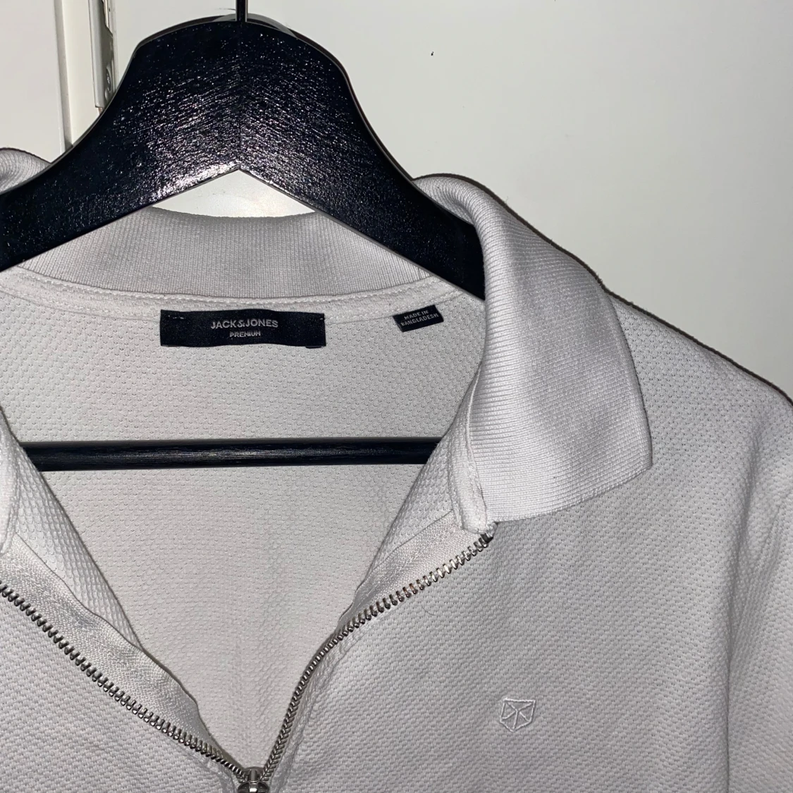 Vit pikétröja med dragkedja Jack & Jones - 1