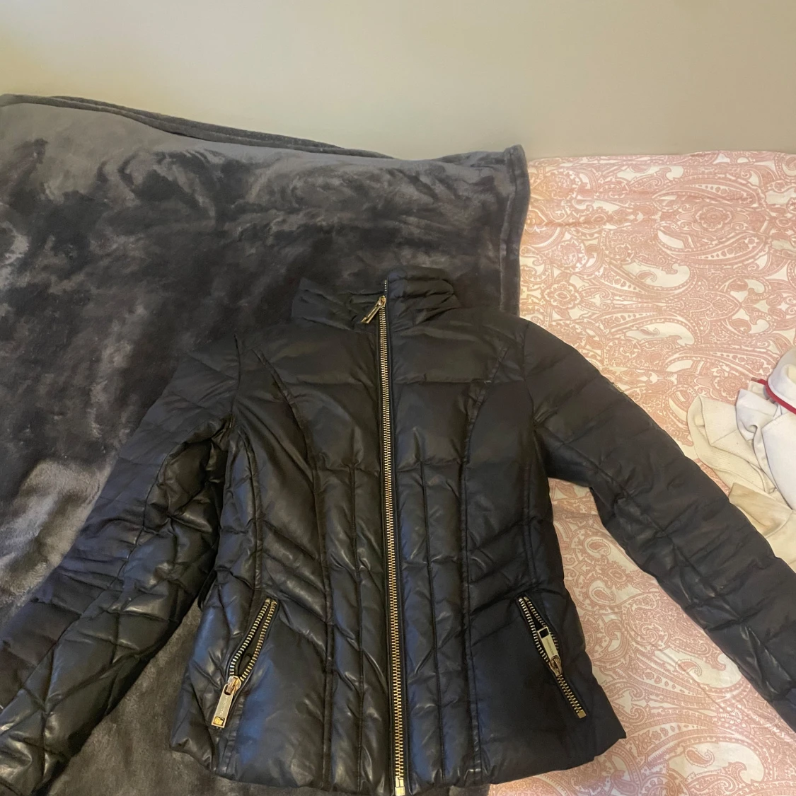 Svart pufferjacka Rockandblue