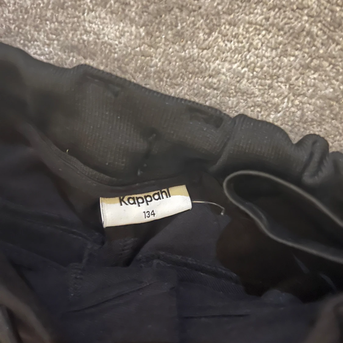 Svarta mjukisbyxor från Kappahl - 2