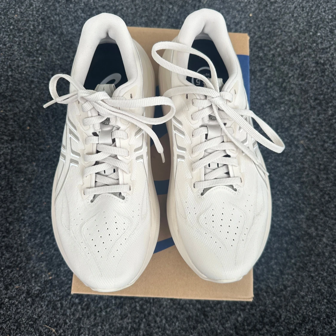 Vita/Beiga Asics GT-2000 14 löparskor - 1