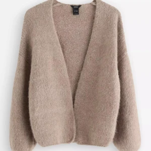  Stickad kofta  - Den populära stickade koftan från Lindex som är slutsåld, helt ny med lappen kvar