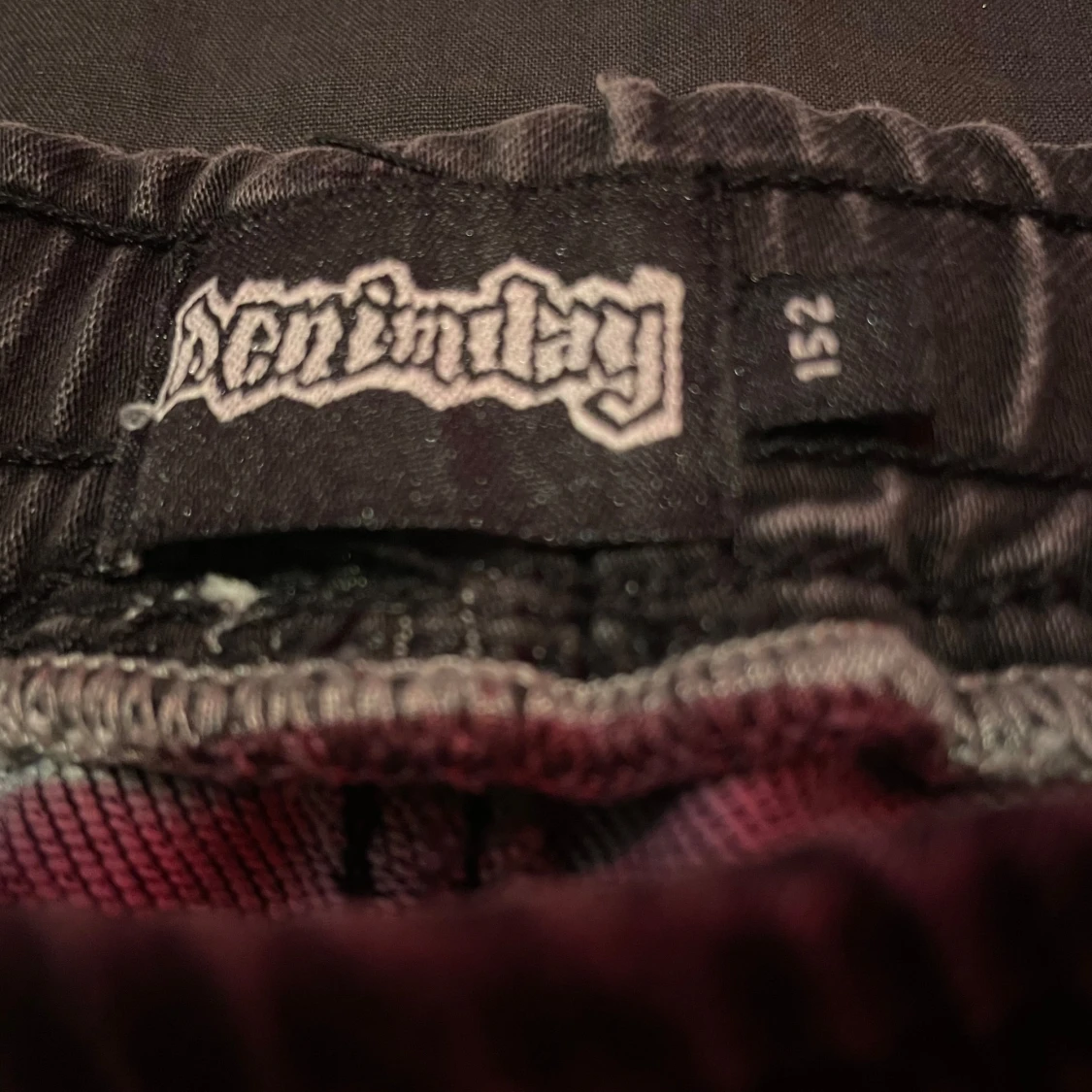 Svarta bikerinspirerade byxor Denimday - 2