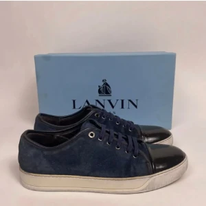 Lanvin - Riktigt feta lanvin skor i okej skick skriv för fler frågor 