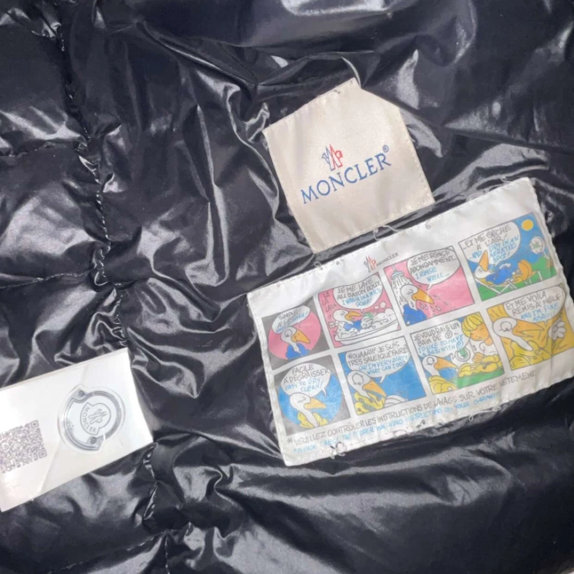 Svart dunväst från Moncler - 3