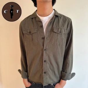 Grön overshirt - Grön overshirt från Ryley | Skick 8/10 | Vårat pris endast 349kr | Storlek M | Svarar gärna på era frågor och funderingar!