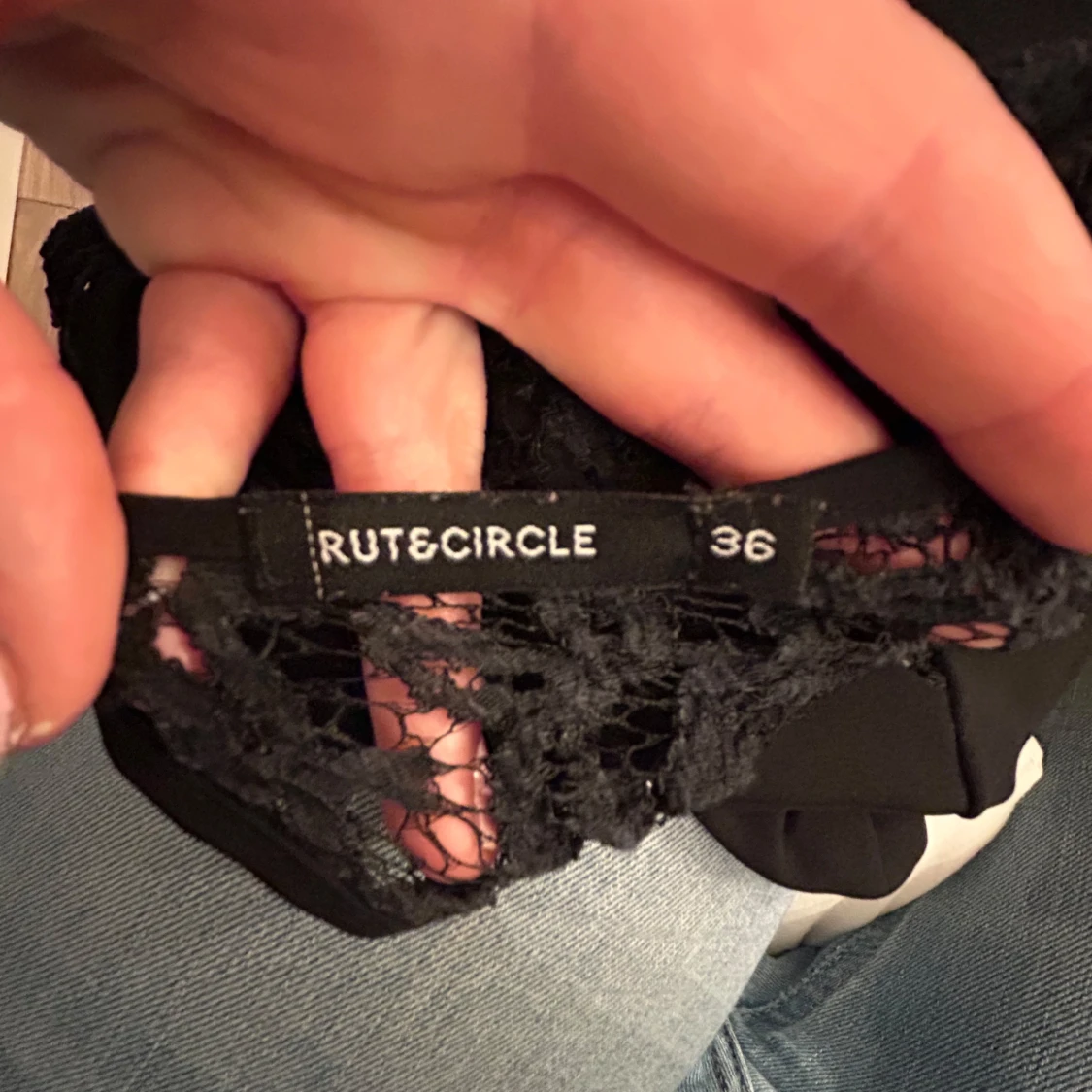 Svart blus från Rut&Circle - 2