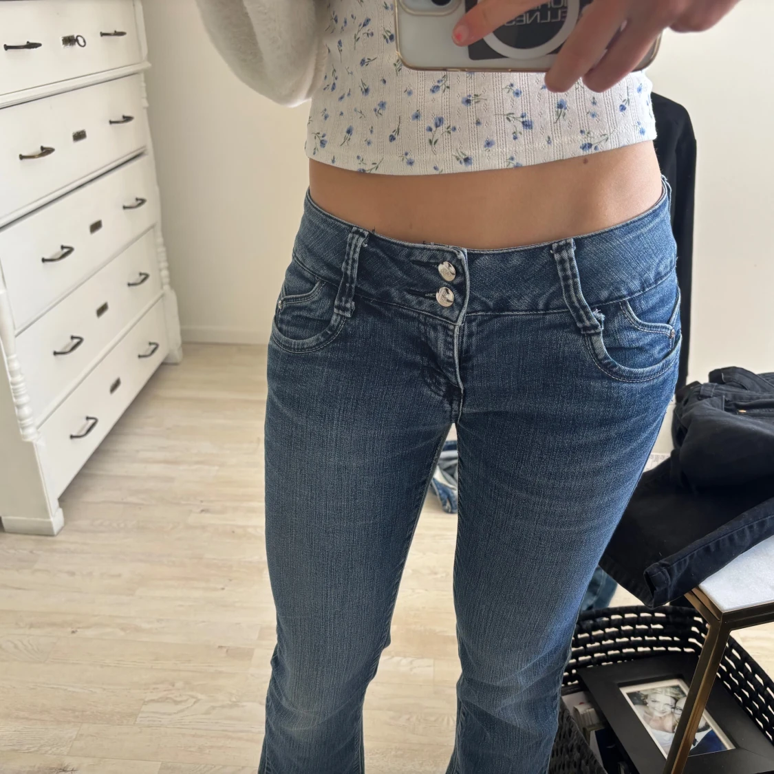 Blå Lågmidjade jeans från Monali