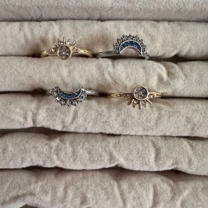  Måne och sol Ringar kompisar -  Helt nya oanvända kompis ringar  två för 100 kr 