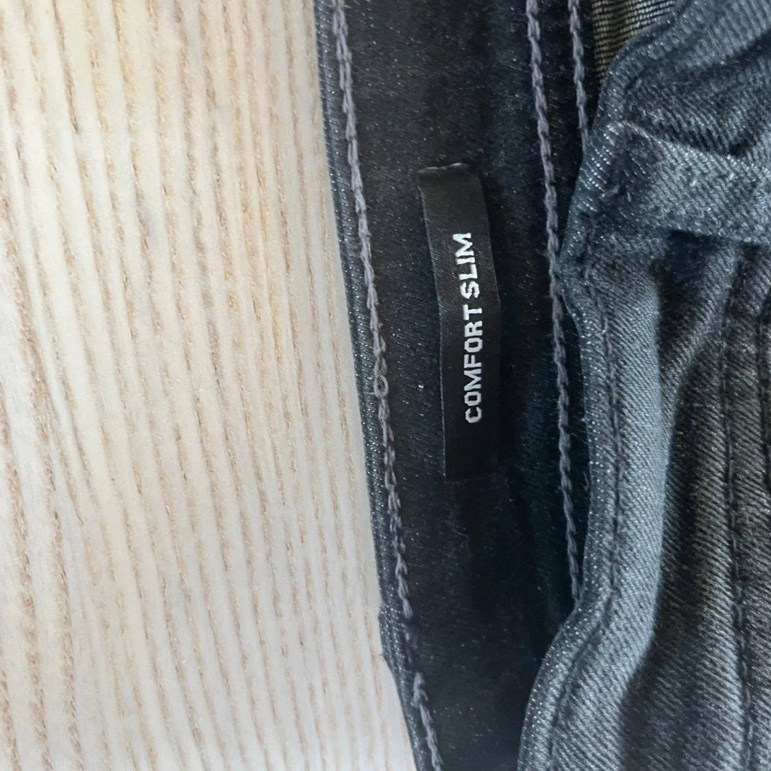 Svarta jeansbyxor från Lefties - 1