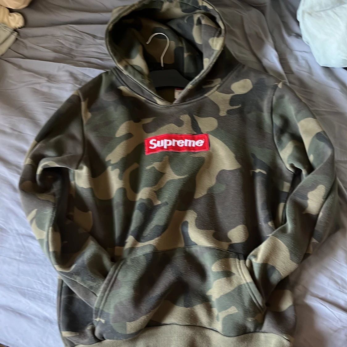 Camouflage hoodie från Supreme - 2