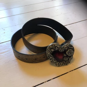 Hjärt bälte  - Köpte på vinted, fint skick 