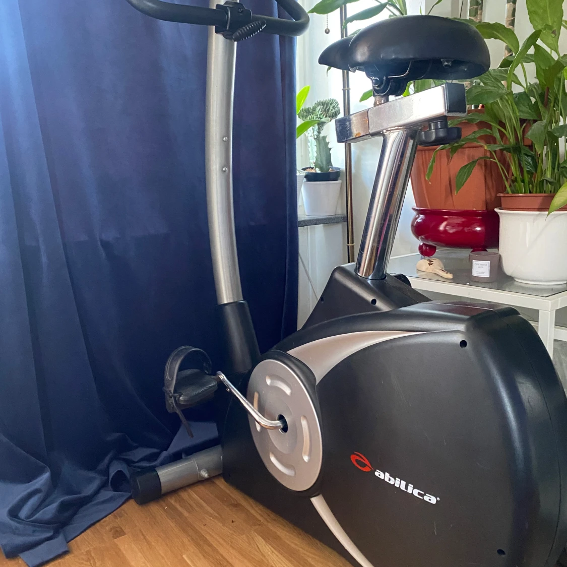 Motionscykel WinMag svart från Abilica - 2