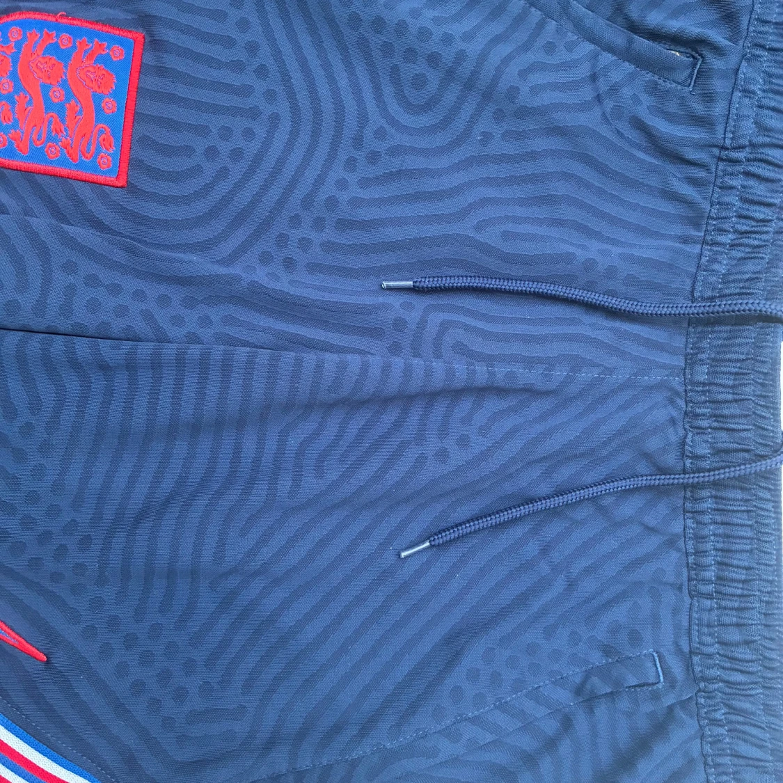 ENGLAND SHORTS DRY STRIKE EURO 2020 - NAVY/BLÅ/RÖD - 3