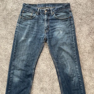 Levis 505 - Levis 505. Mycket bra skick. Storlek 32/32. Pris går att diskutera.