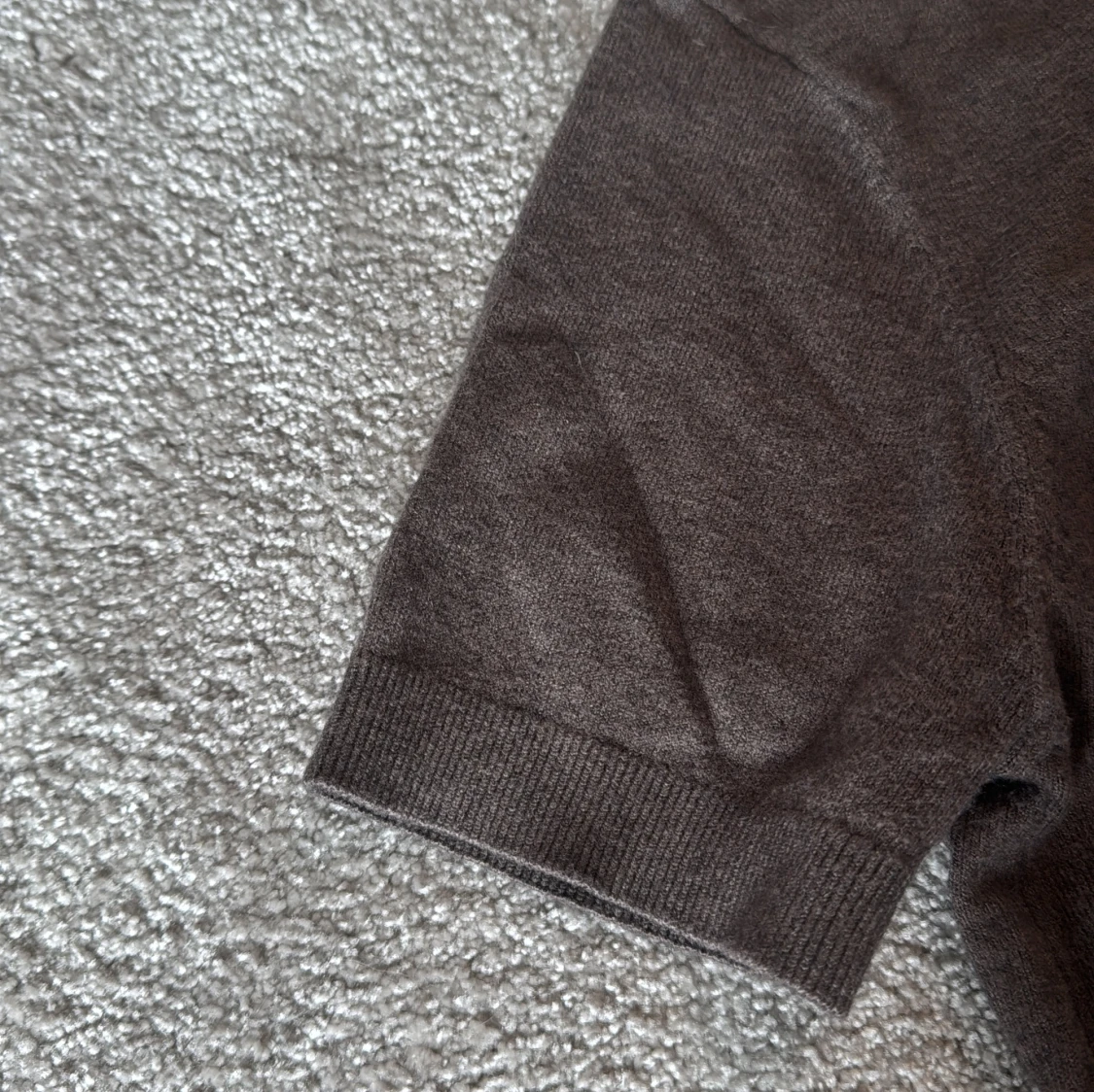 Brun kortärmad tröja från Gina Tricot - 2