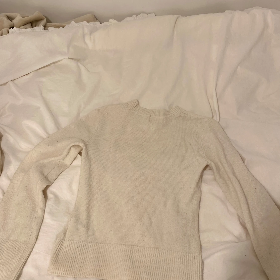 Vit stickad tröja från H&M - 1