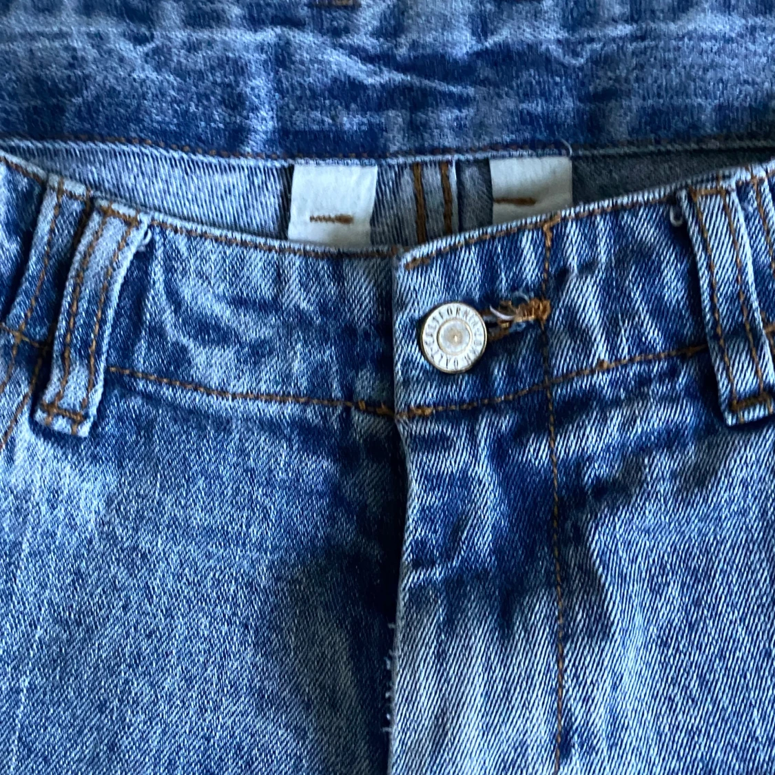 Blå lågmidjade utsvängda jeans - 2