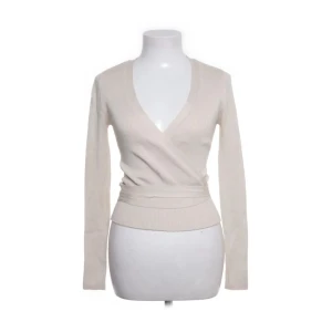 Omlott topp - Sitter jättefint, i nyskick köpt på Sellpy🫶🏼