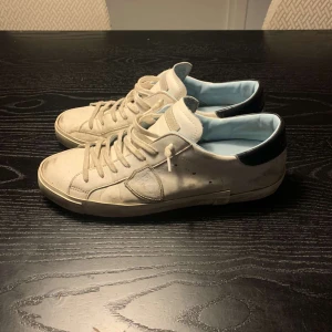 Philippe model skor - Sparsamt använda, ingen box medföljer!