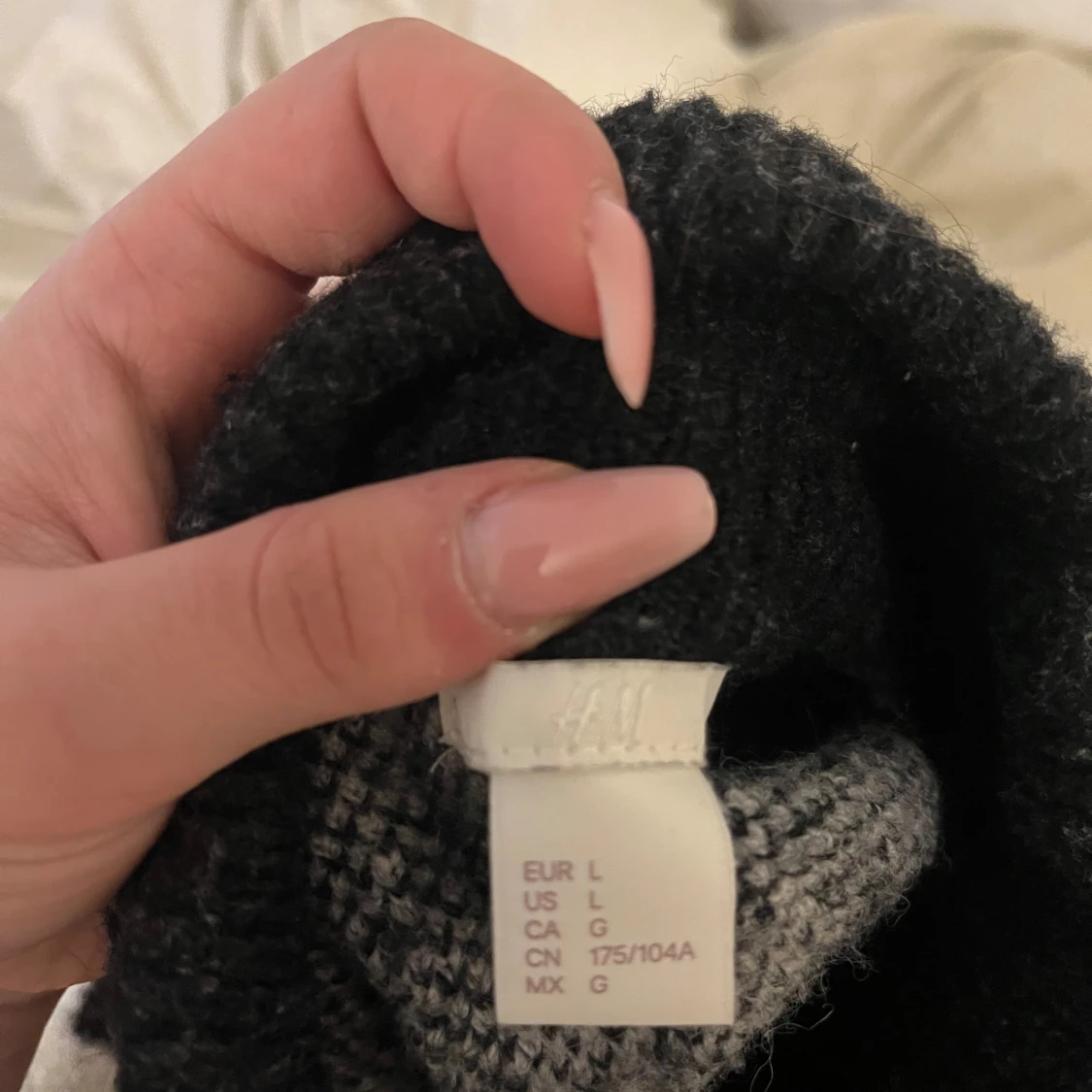 Mönstrad stickad tröja med polokrage - 2