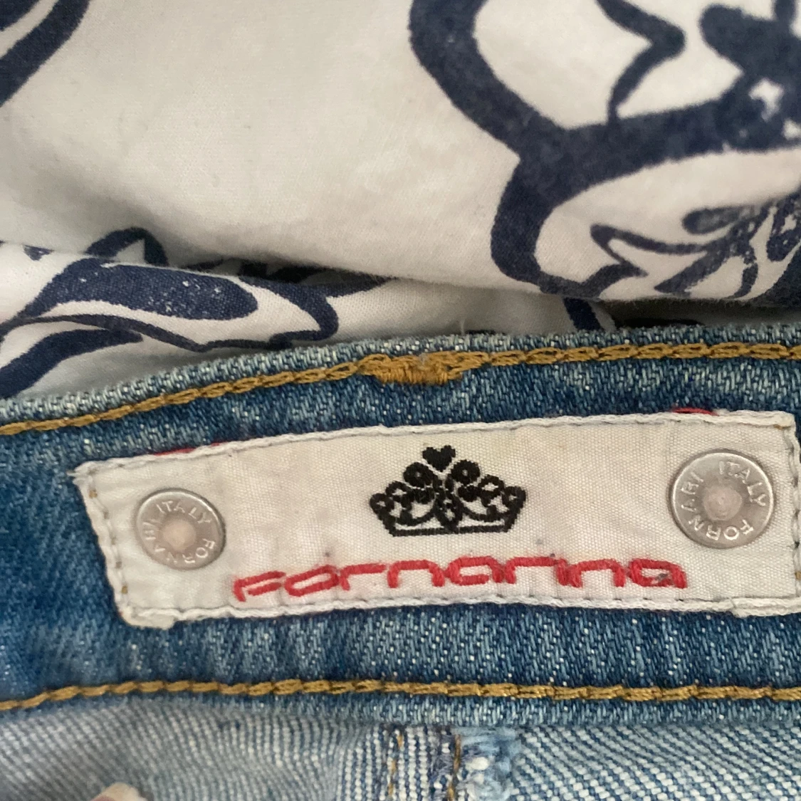 Blå jeansshorts från Fornarina - 2