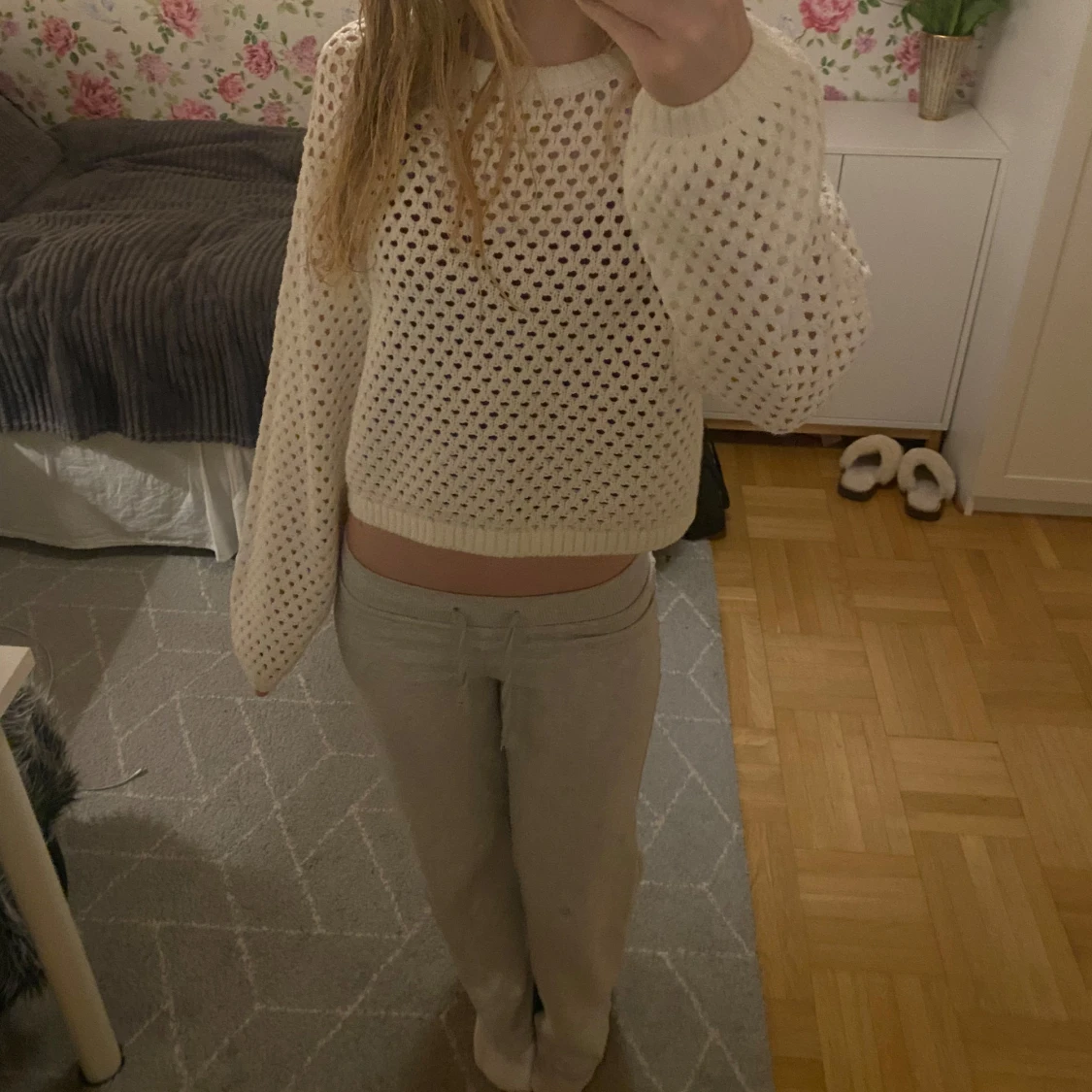 Vit stickad tröja - 2