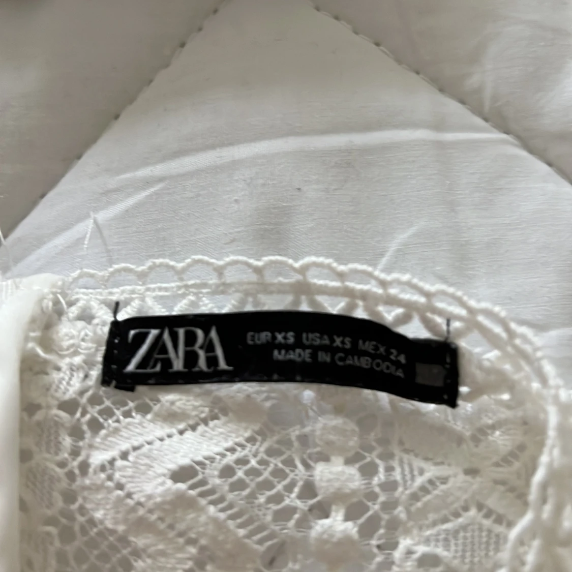 Vit spetsblus från Zara - 1