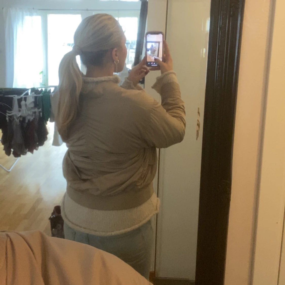 Beige bomberjacka - 1