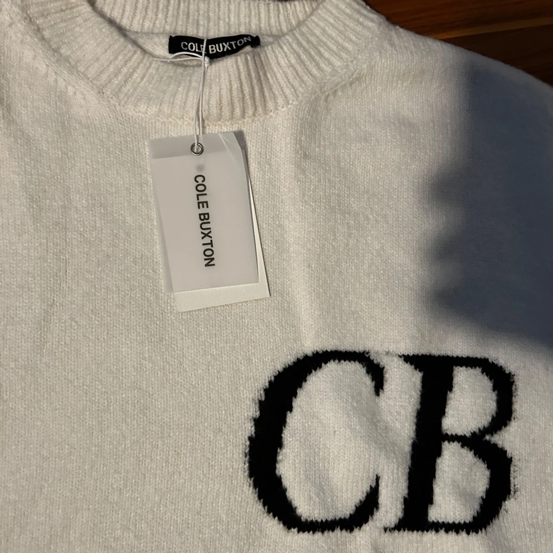 Vit tröja från Cole Buxton - 1