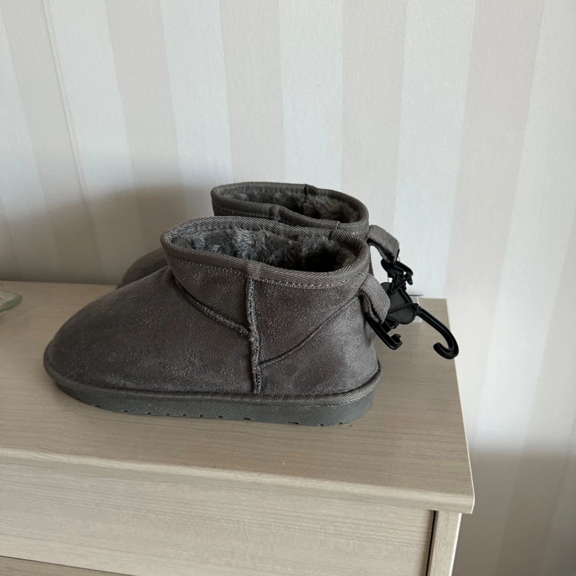 Gråa ”uggs”