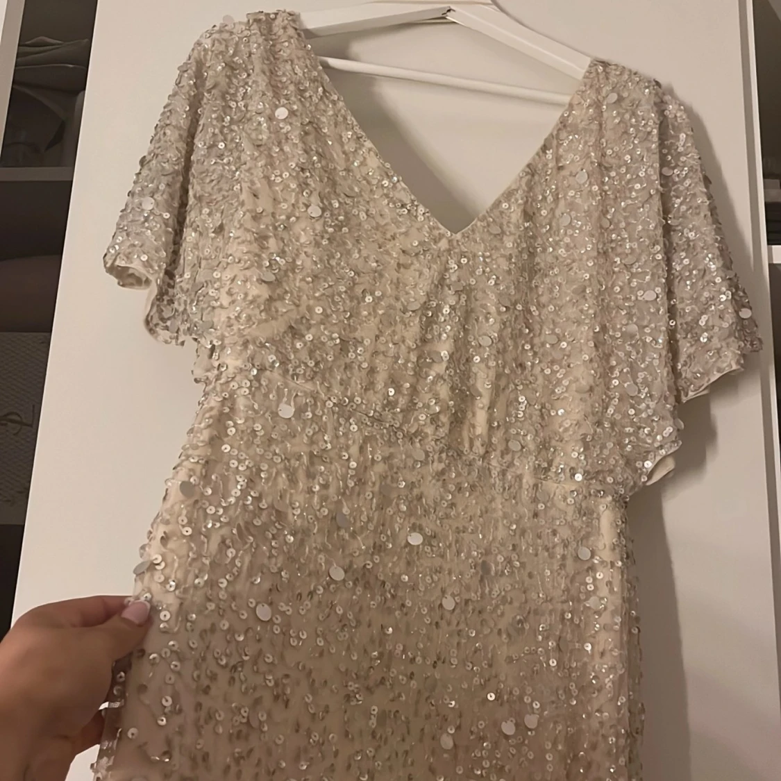 Glittrig Balklänning Beauut - 3