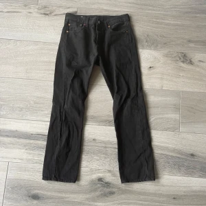 Levis Jeans 30/30 - Fina Levis jeans som i princip är i nyskick. Säljer pga att dom inte passar