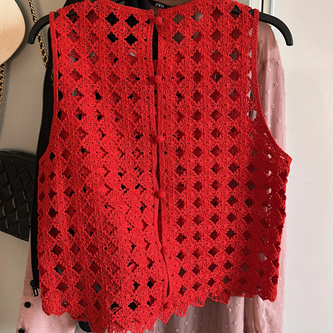 Röd virkad croppad linnetopp🍓🍓 - 1