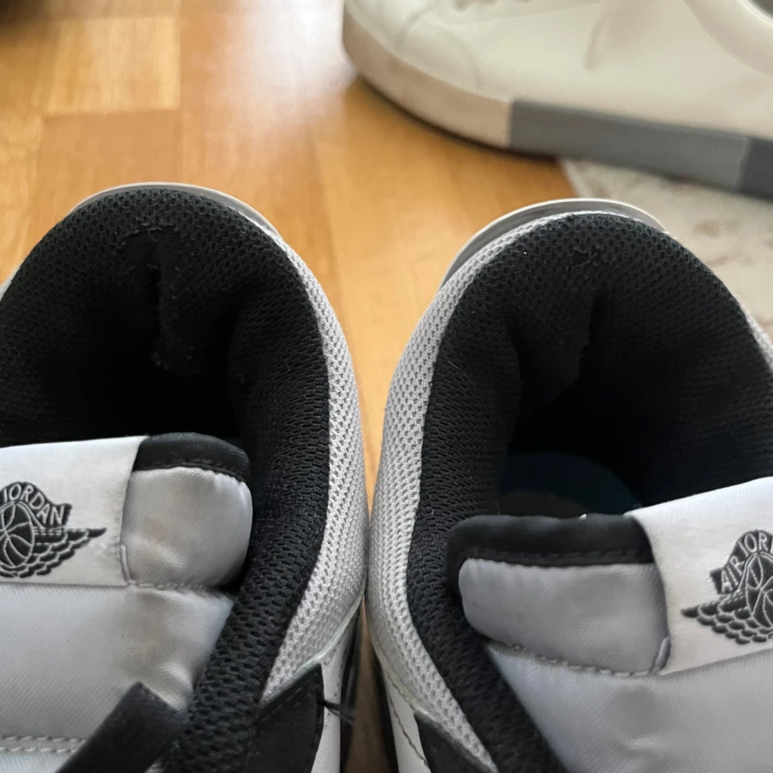 Nike Air Jordan sneakers i svart och vitt - 3